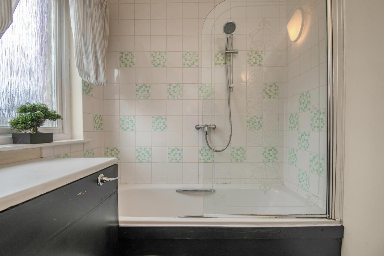 Edinburgh City Center Coady Apartment Sleeps 5 Free Car Park Space Luaran gambar
